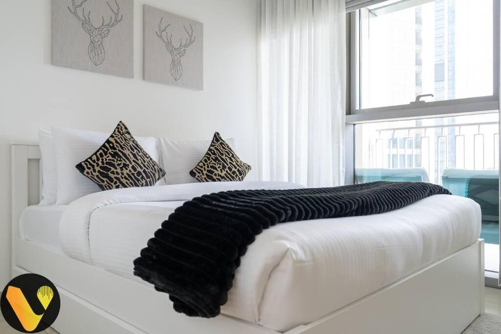 Downtown Views Ii - Vogue Two Bedroom With Balcony And Full Burj Khalifa View Дубай