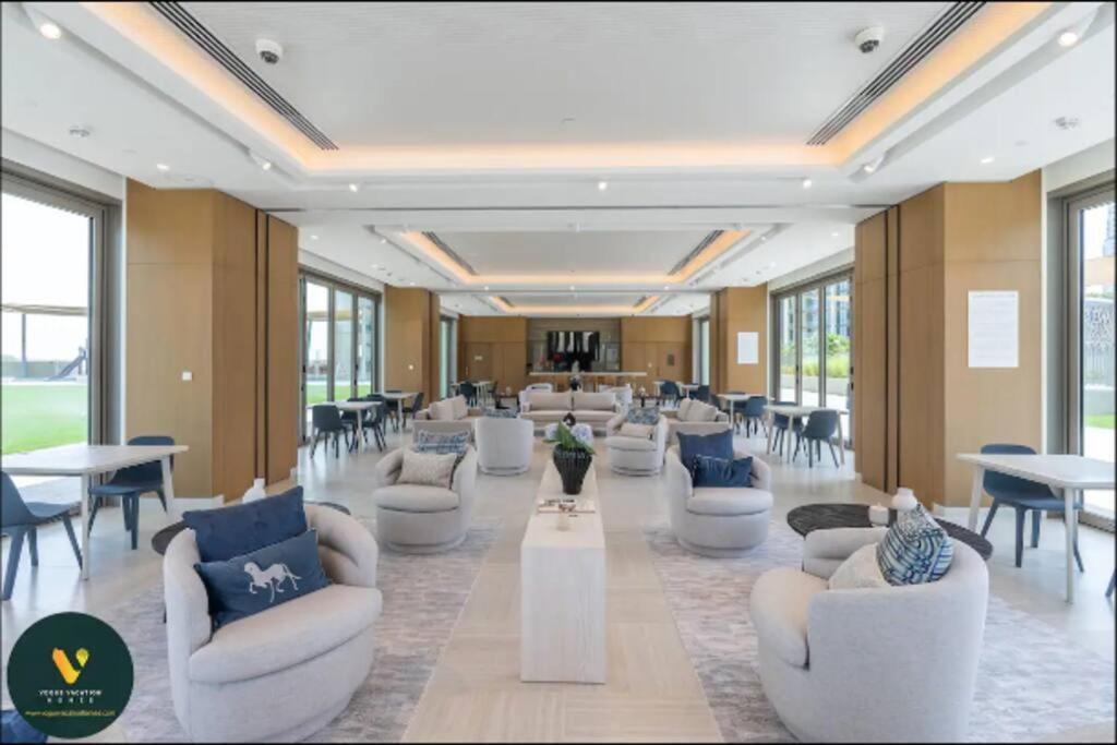 Downtown Views Ii - Vogue Two Bedroom With Balcony And Full Burj Khalifa View Апартаменты