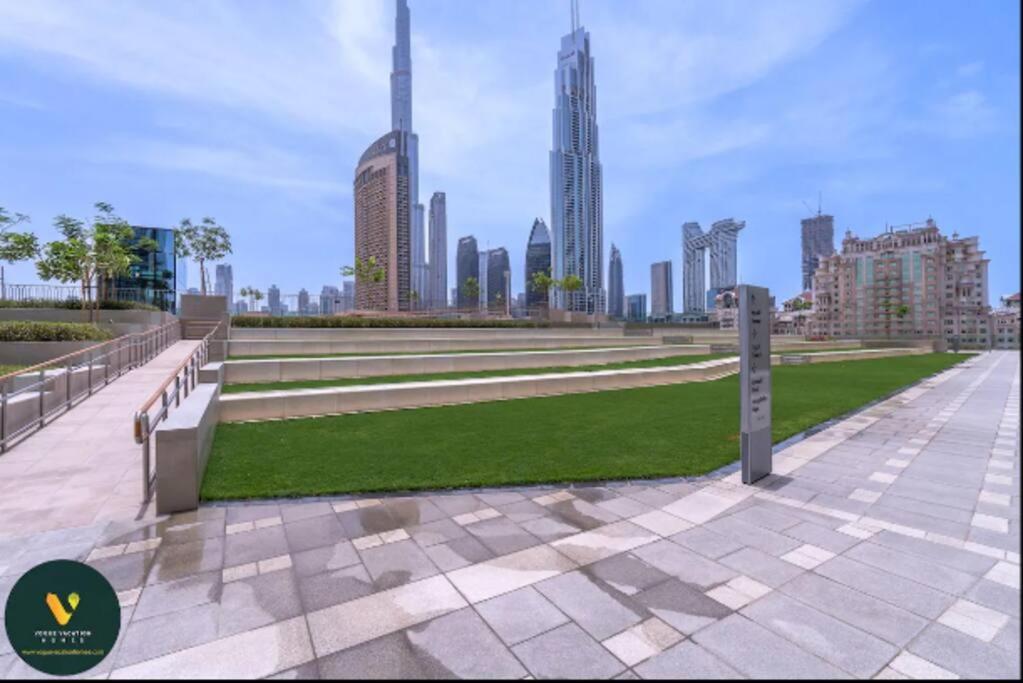Downtown Views Ii - Vogue Two Bedroom With Balcony And Full Burj Khalifa View Апартаменты Дубай