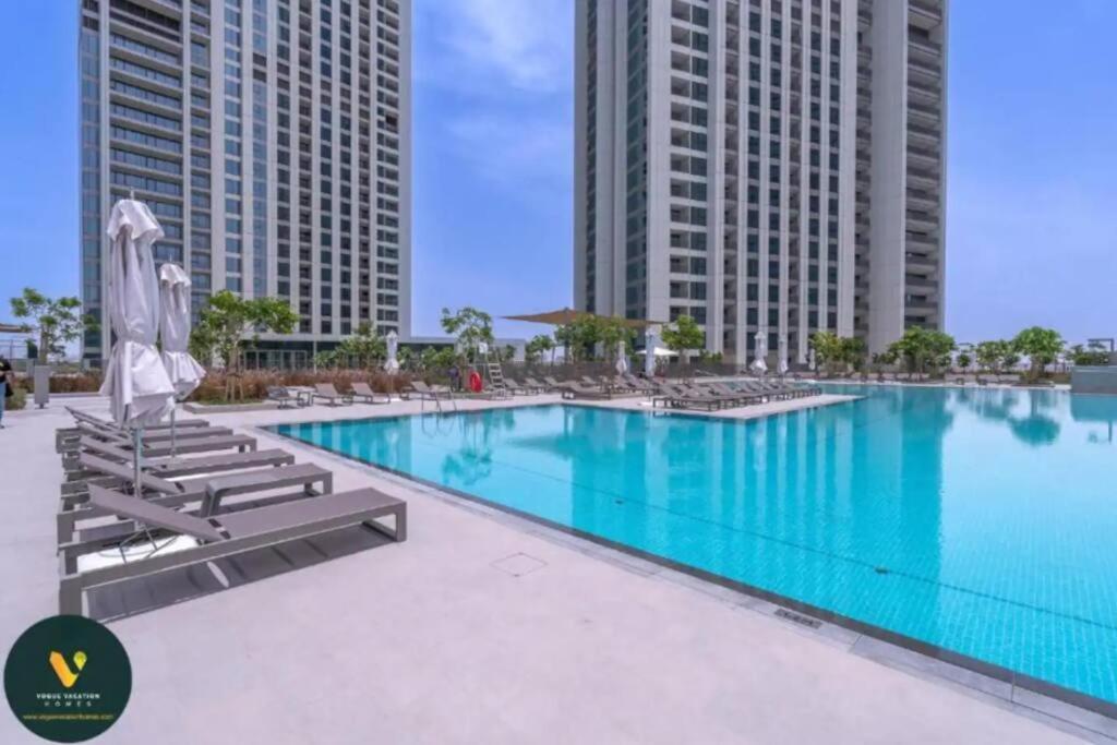 Downtown Views Ii - Vogue Two Bedroom With Balcony And Full Burj Khalifa View Апартаменты