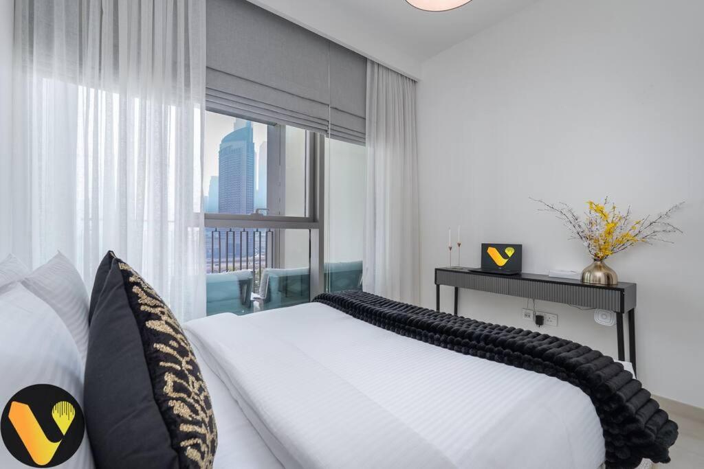 Апартаменты Downtown Views Ii - Vogue Two Bedroom With Balcony And Full Burj Khalifa View Дубай