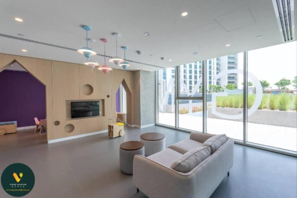 Downtown Views Ii - Vogue Two Bedroom With Balcony And Full Burj Khalifa View Апартаменты *